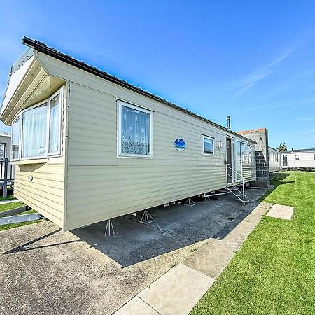 6 Berth Staycation Caravan Nearby Clacton-On-Sea In Essex Ref 26254E Eksteriør billede