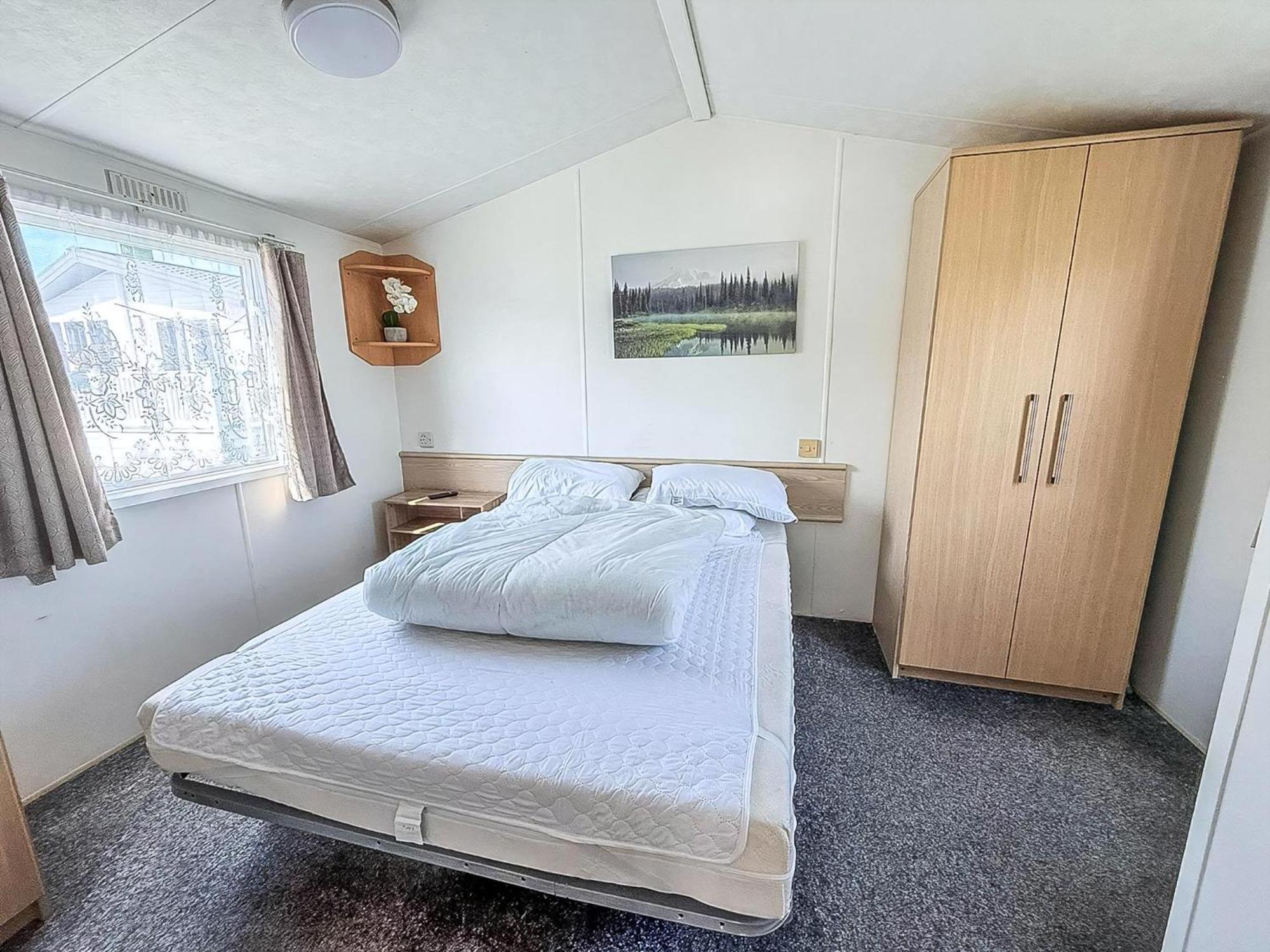 6 Berth Staycation Caravan Nearby Clacton-On-Sea In Essex Ref 26254E Eksteriør billede