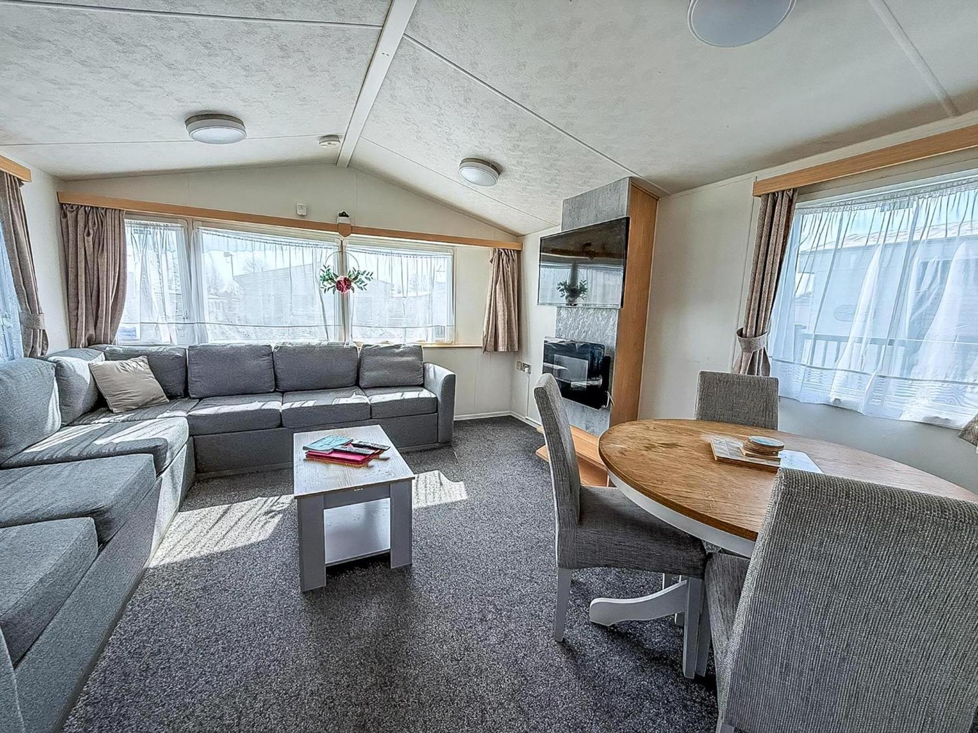 6 Berth Staycation Caravan Nearby Clacton-On-Sea In Essex Ref 26254E Eksteriør billede